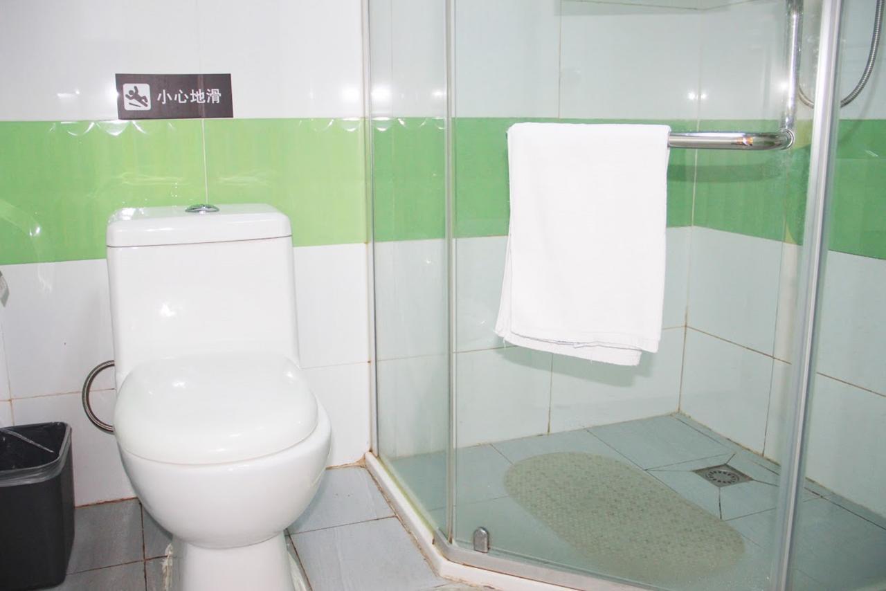 7Days Inn Ji'Nan Railway Station North Square Jinan Extérieur photo